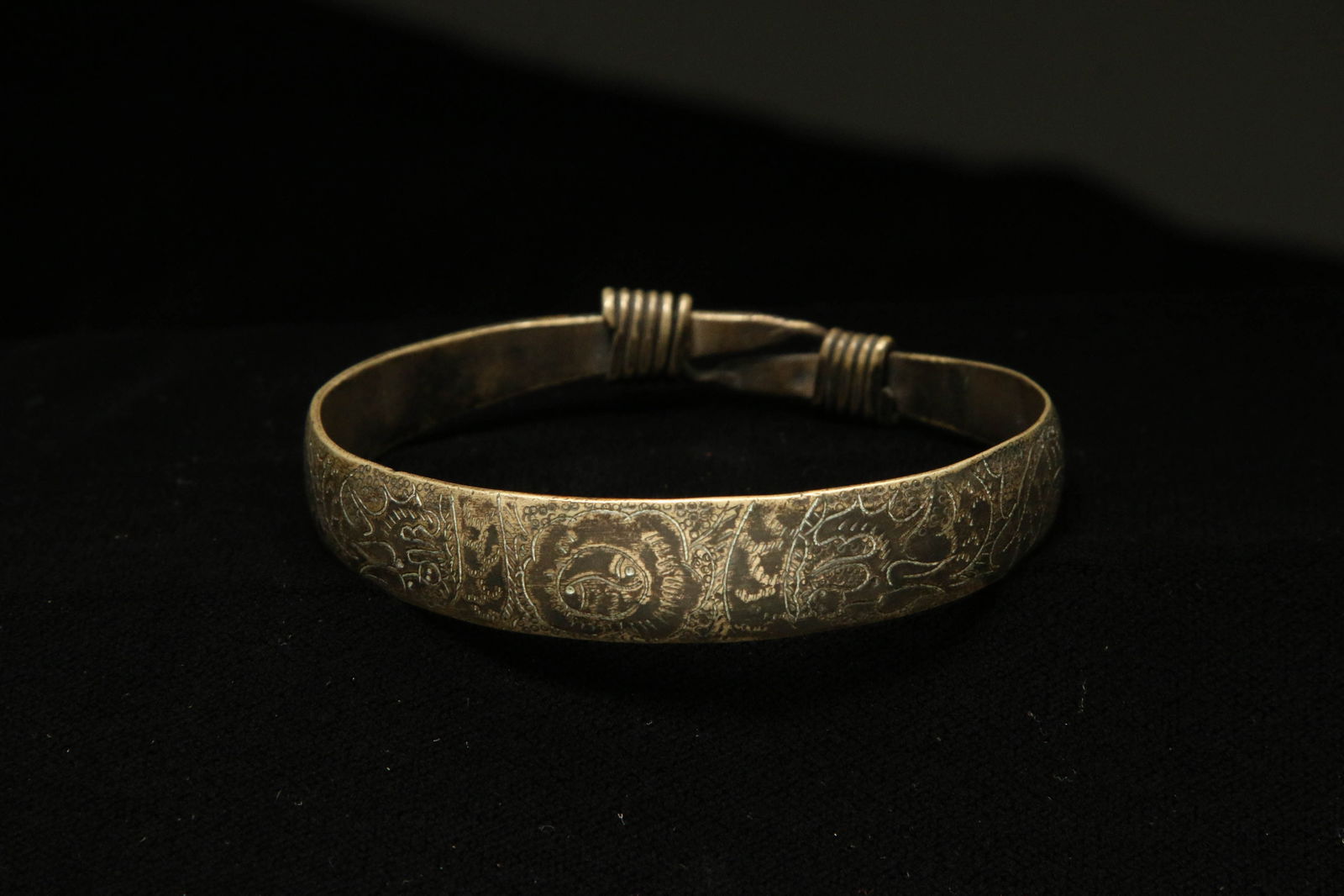 Chinese Miao Hmong Silver Bracelet (1 of 5)