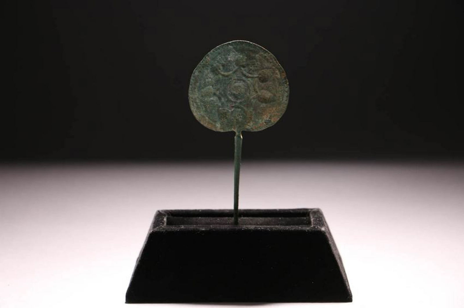 Pre-Columbian Copper Tumi (1 of 2)