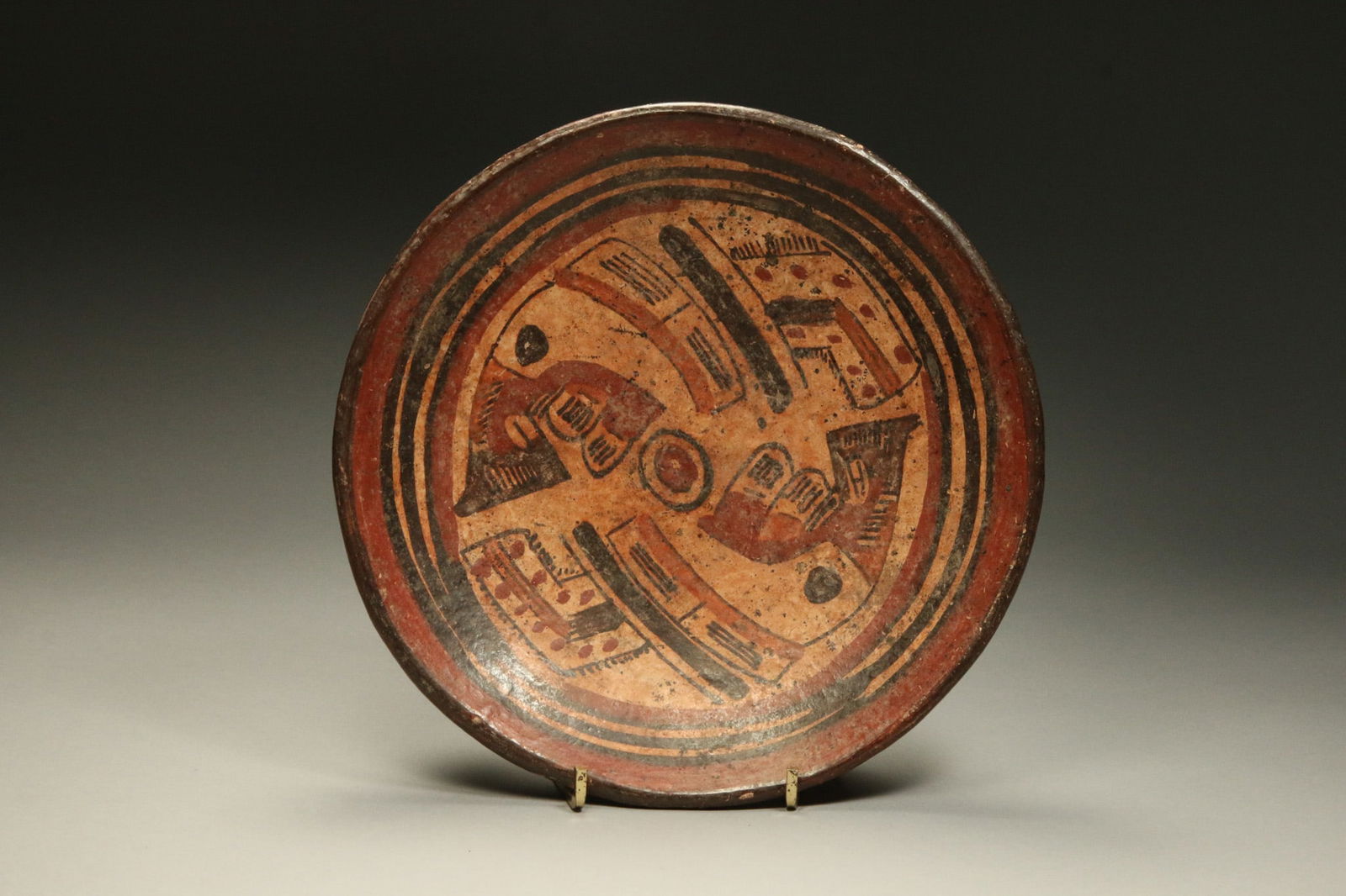 Pre-Columbian Tripod Plate (1 of 5)
