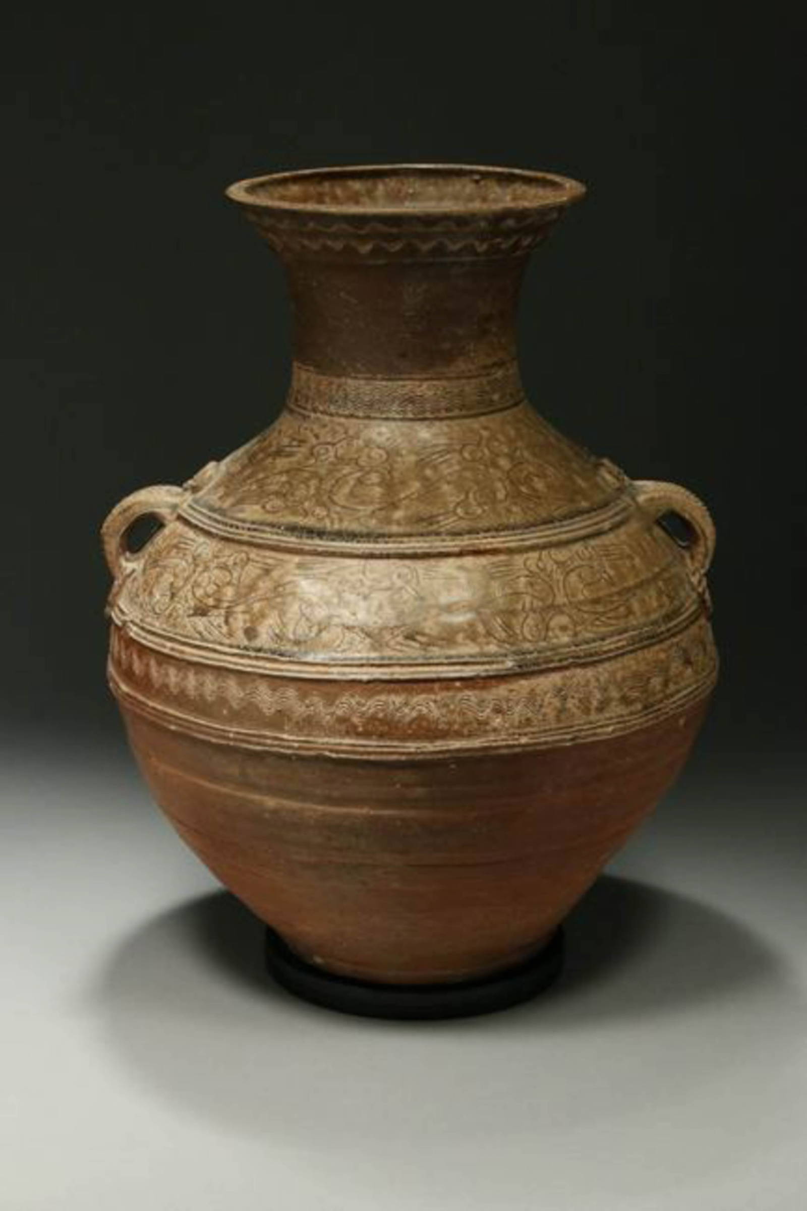 Chinese Vase Han Dynasty Auction Chinese Vase Han Dynasty Auction