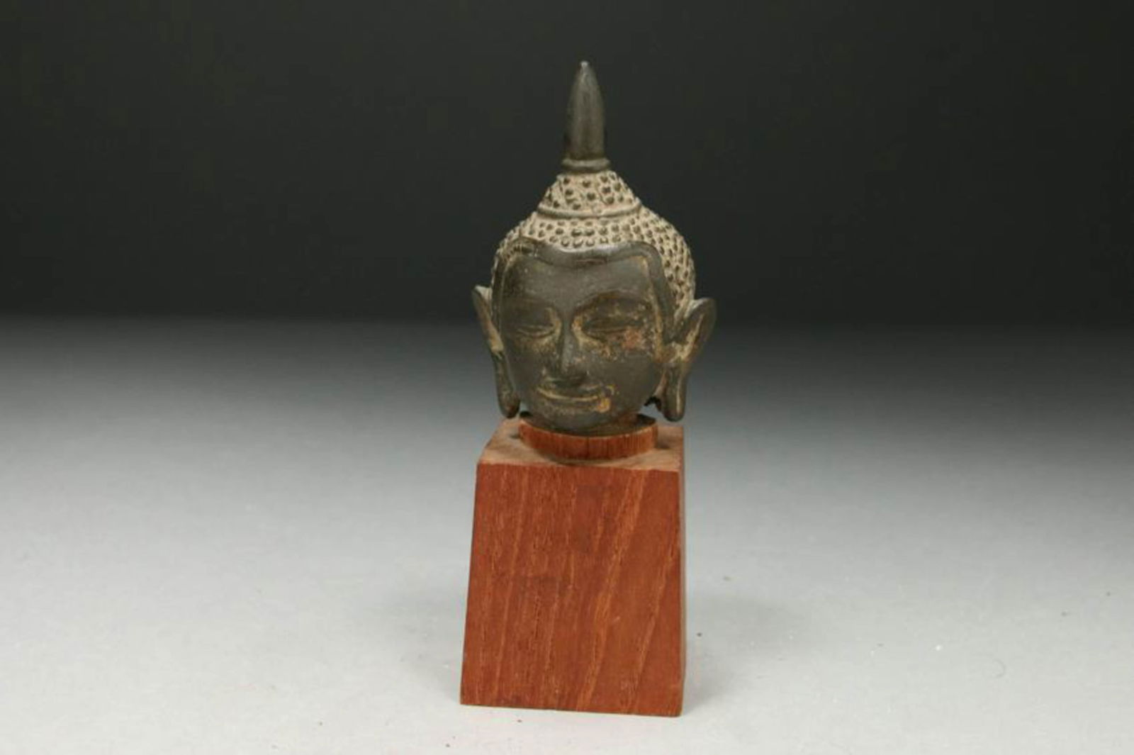 Thai Bronze Buddha 19th Century (1 of 5)
