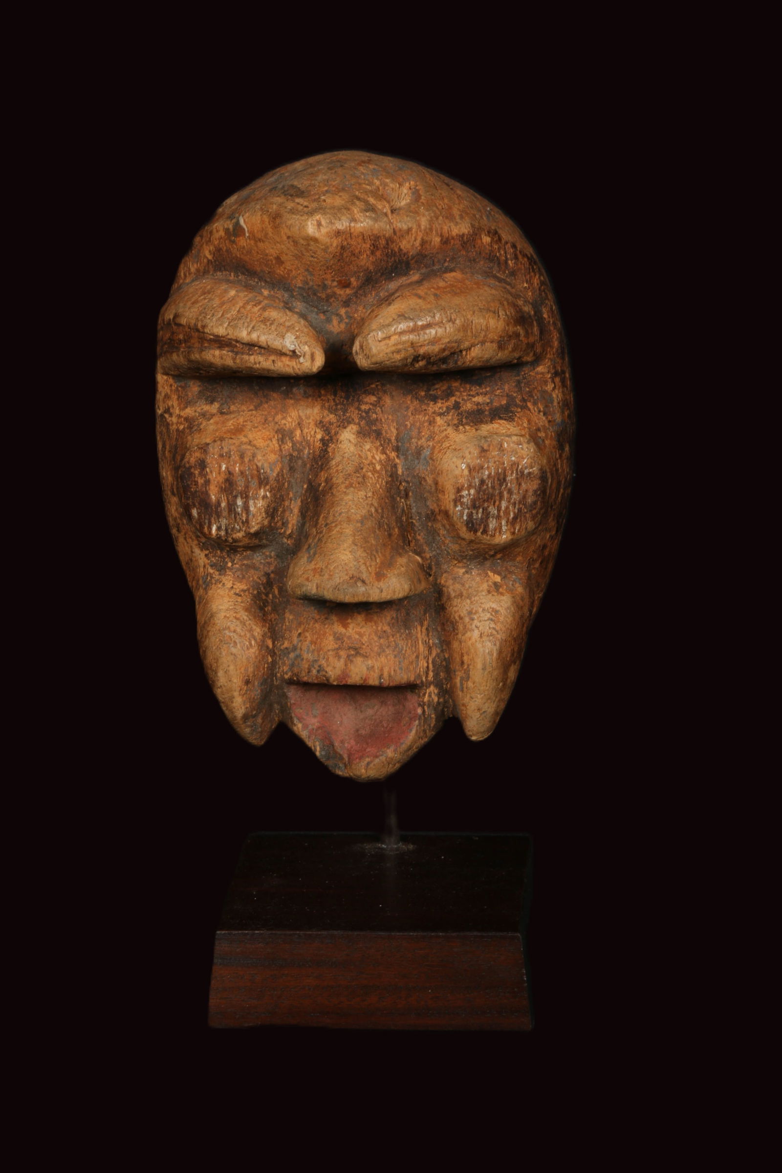 African Art Dan Passport Mask (1 of 5)