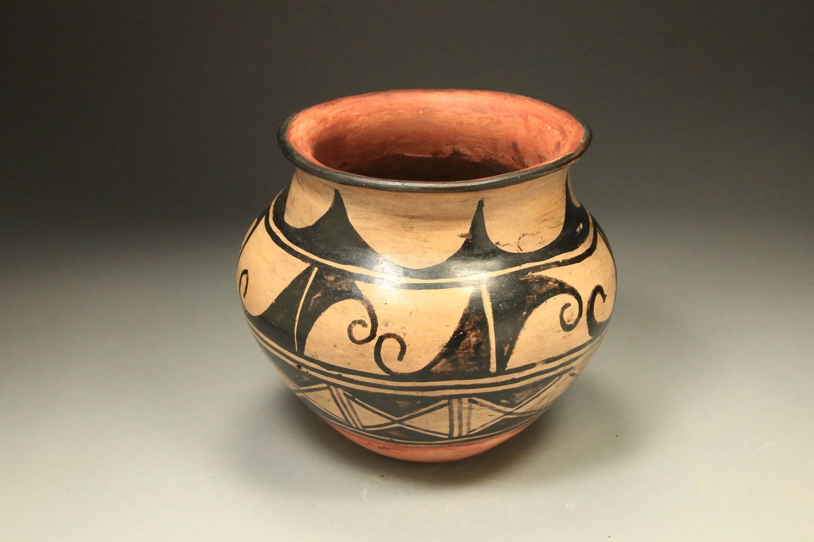 Native American Cochiti Pueblo Olla (1 of 2)