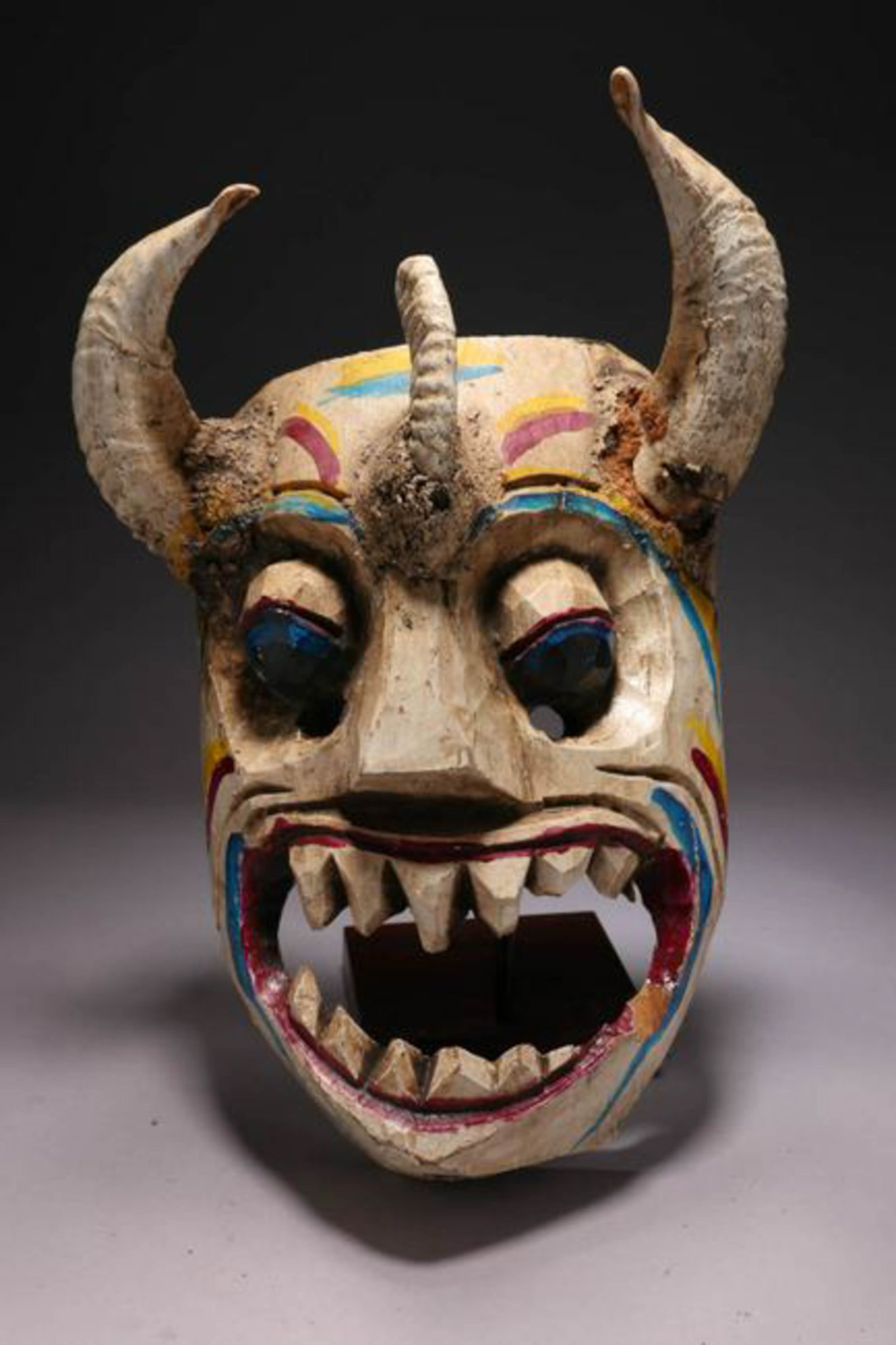 Mexico Wood Mask (1 of 2)