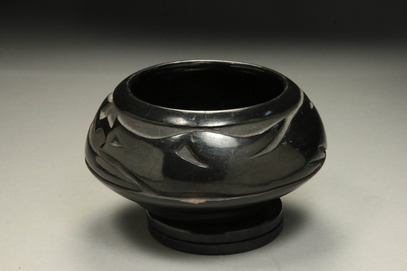 Native American Black ware Bowl - Santa Clara (1 of 6)