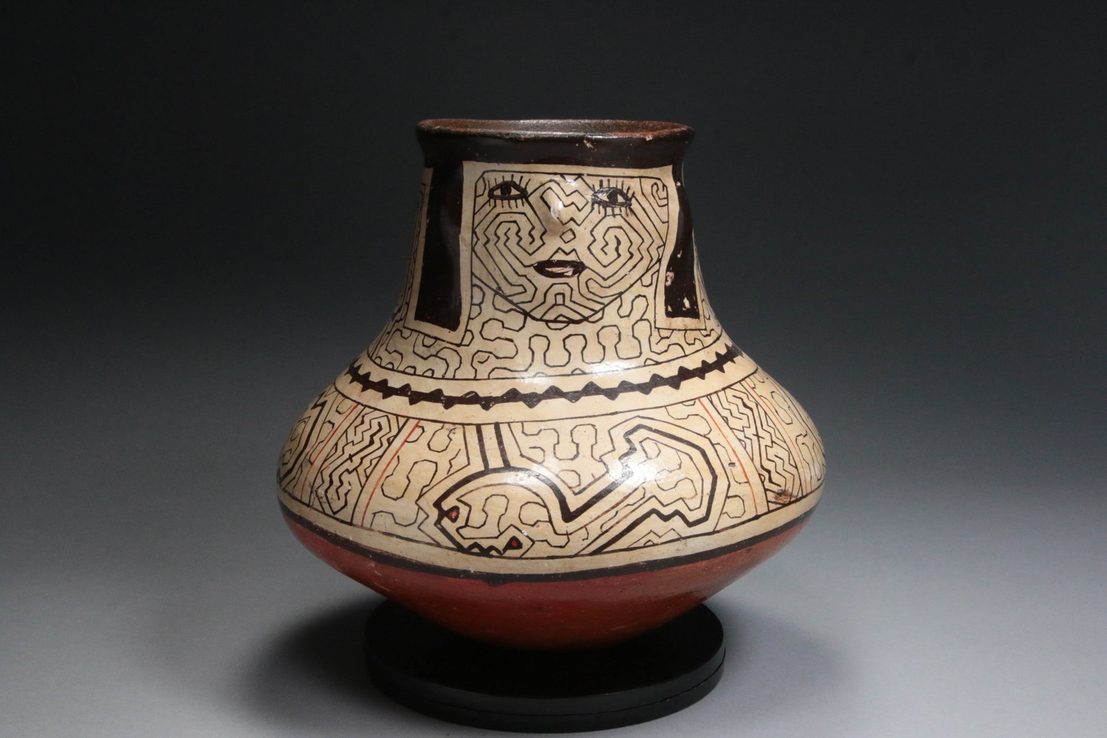 Peruvian Shipibo-Conibo Pottery (1 of 5)