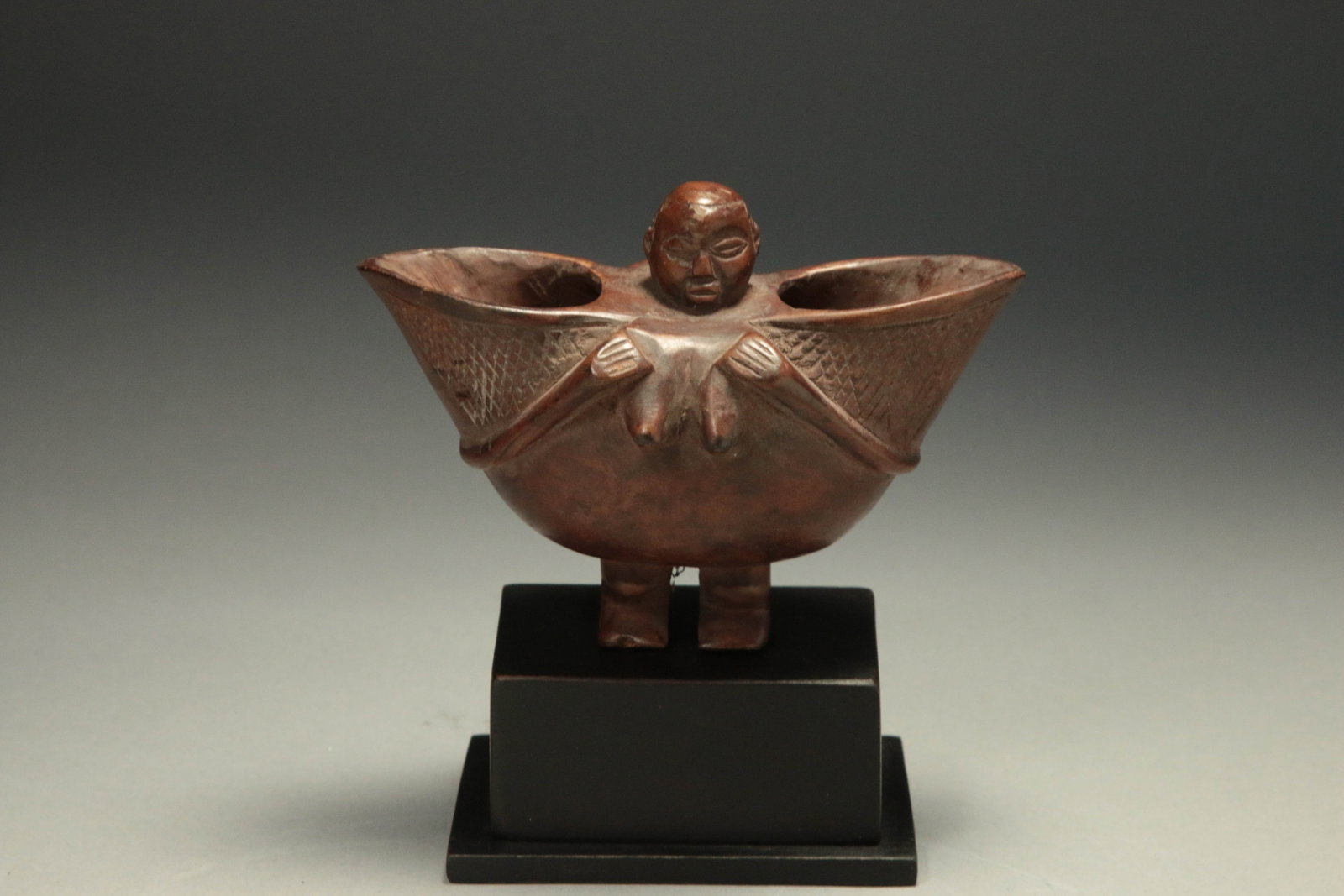 African Art Lele Initiation Cup: Ttraditional African "kopa" or "kyopa," a double-spouted palm wine cup originating from the Suku or Yaka people of the Democratic Republic of the Congo. Anthropomorphic female figure with arms resting