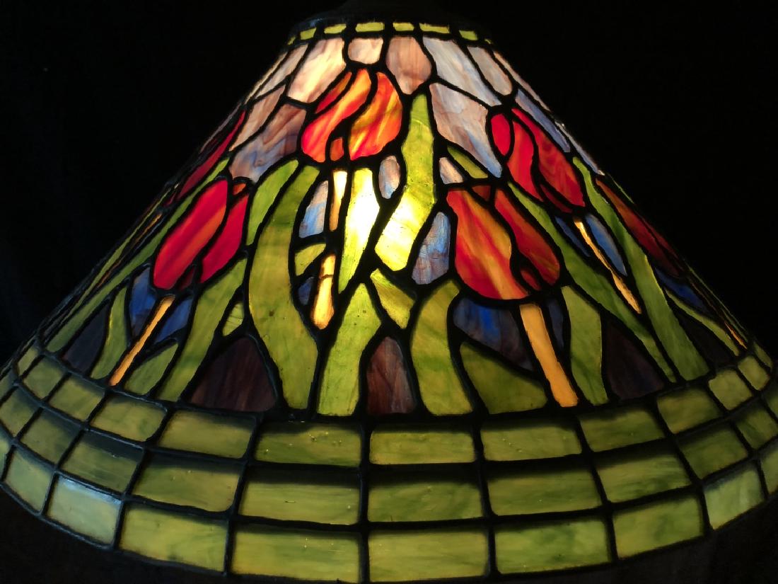 Beautiful Leaded Glass Hanging Pendant Light Tulip (1 of 14)