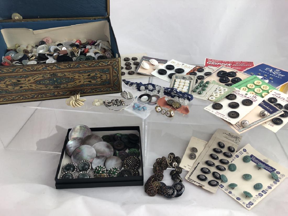 Large Antique & Vintage Button Collection #1 of 2 (1 of 20)