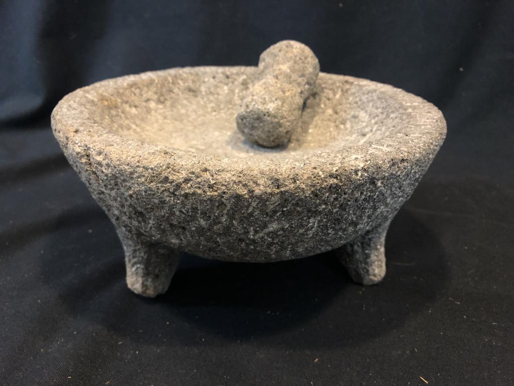 Antique Native American Stone Mortar & Pestle: Antique Native American Stone Grinding Mortar & Pestle. Measures: 8" in diameter x 4" high