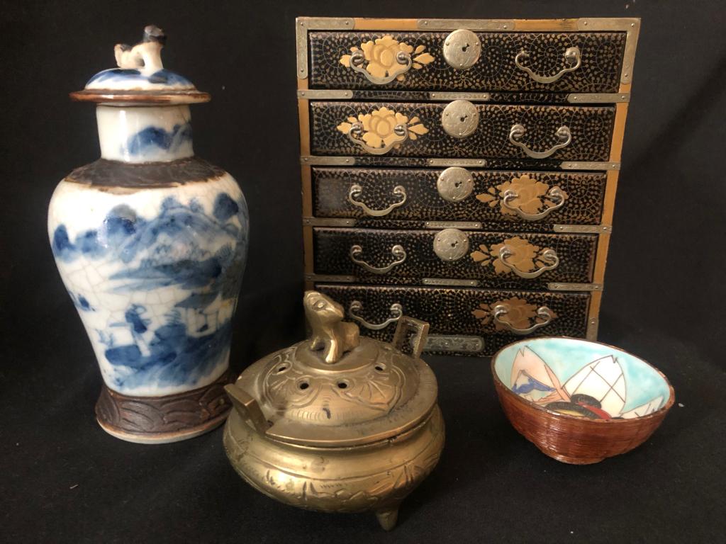 Lot of 4 Vintage Asian Desk Items (1 of 11)
