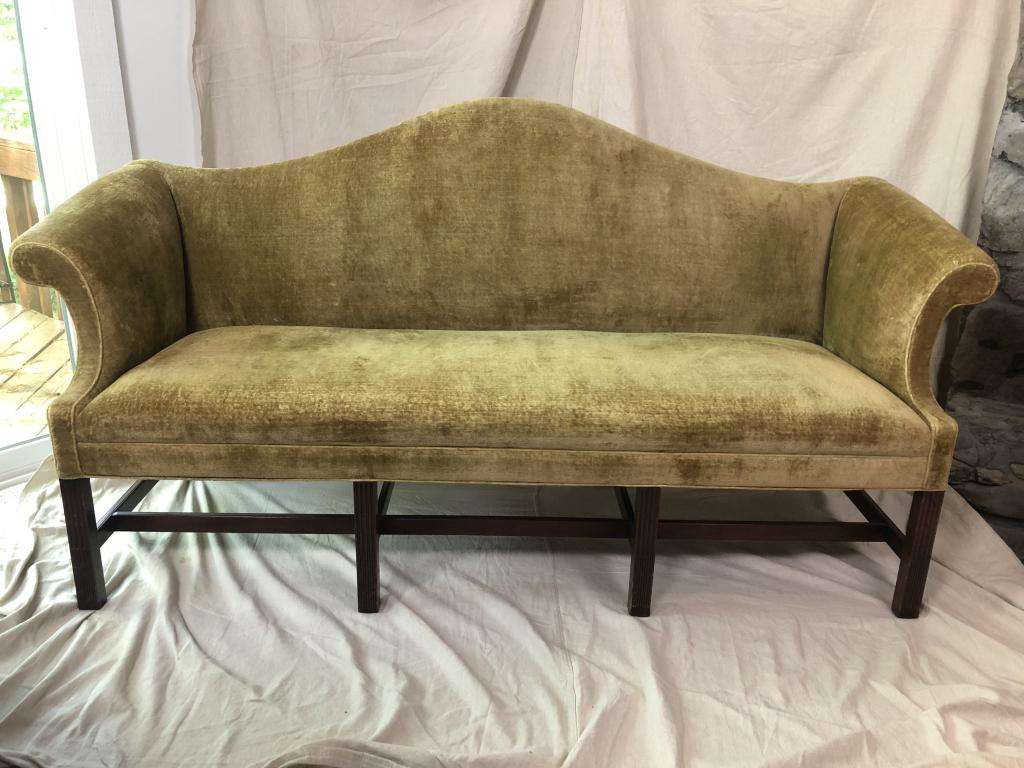 Chippendale Period Camelback Sofa (1 of 15)