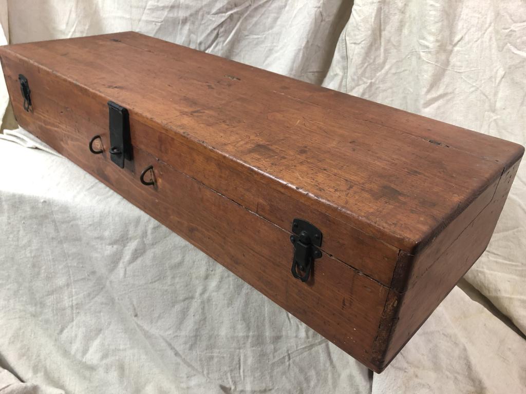 Primitive Pine Box 3/4 Open with Hasp (1 of 15)