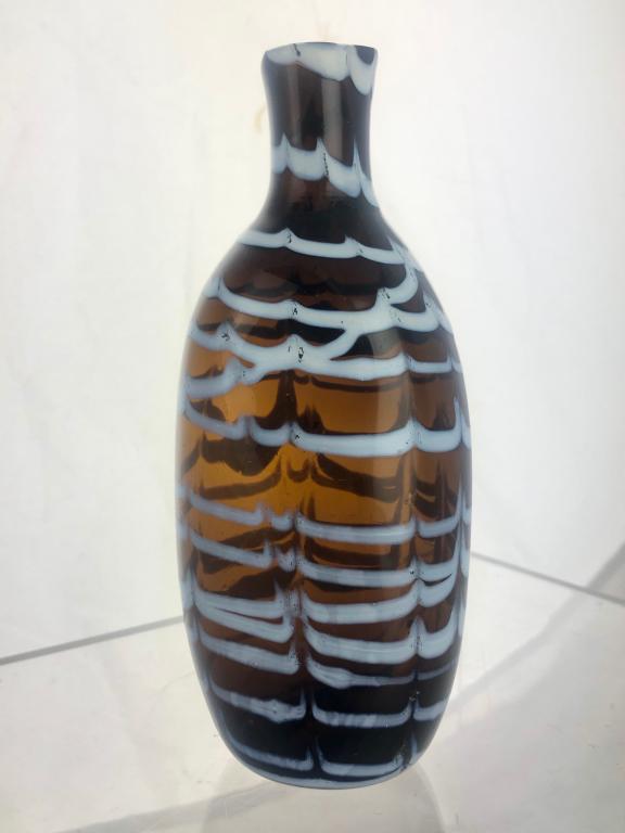 Amber Nailsea w/ White Pulled Feathered Stripes (1 of 10)