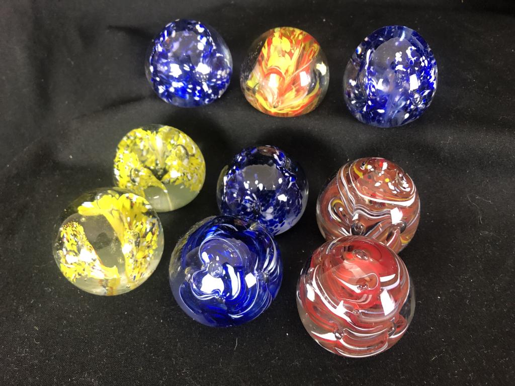 9 Art Glass Vintage Paperweights (1 of 10)