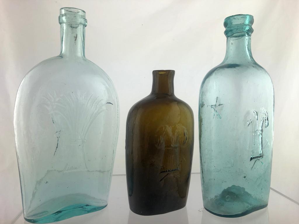 3 Sheaf of Grain Historic Flasks GXIII-32, 37, 39: 3 Sheaf of Grain Historic Flasks including 1) GXIII-32 Double Sheaf of Grain, Comparatively Scarce, Pint, Aquarmarine Green Tint, Tooled Flat ring below plain lip, smooth