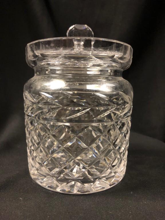 Waterford Biscuit Barrel & Lid 7": Waterford Crystal Glandore Pattern Biscuit Barrel & Lid Jar. Measures: 7" x 4-7/8"