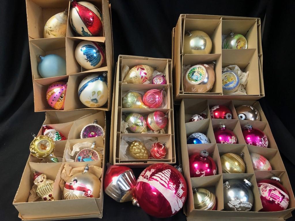 38 Vintage & Antique Blown Glass Xmas Ornaments: 38 Vintage and antique Blown Glass Christmas Ornaments. Poland, West Germany and USA Shiny Brites. 1 Huge, 10 Large, 19 Medium and 8 smaller. Various sizes approx. 2"-6"
