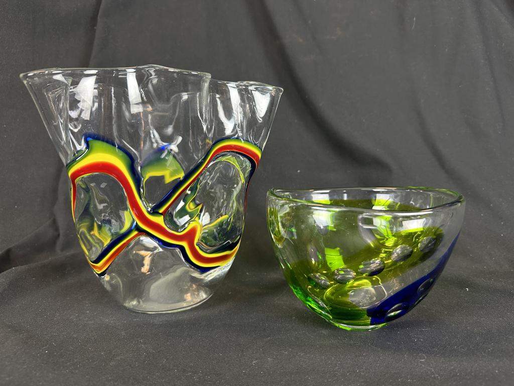 2 MCM Art Glass Handblown Glass Display Bowls: Two MCM Art Glass Handblown Glass Display Bowls. 1.) Glass bowl designed by Vicke Lindstrand. Produced by Kosta in Sweden. Signed and numbered ''Kosta 2072B V. Lindstrand". Measures: 4-1/2" h x 6" w. 
