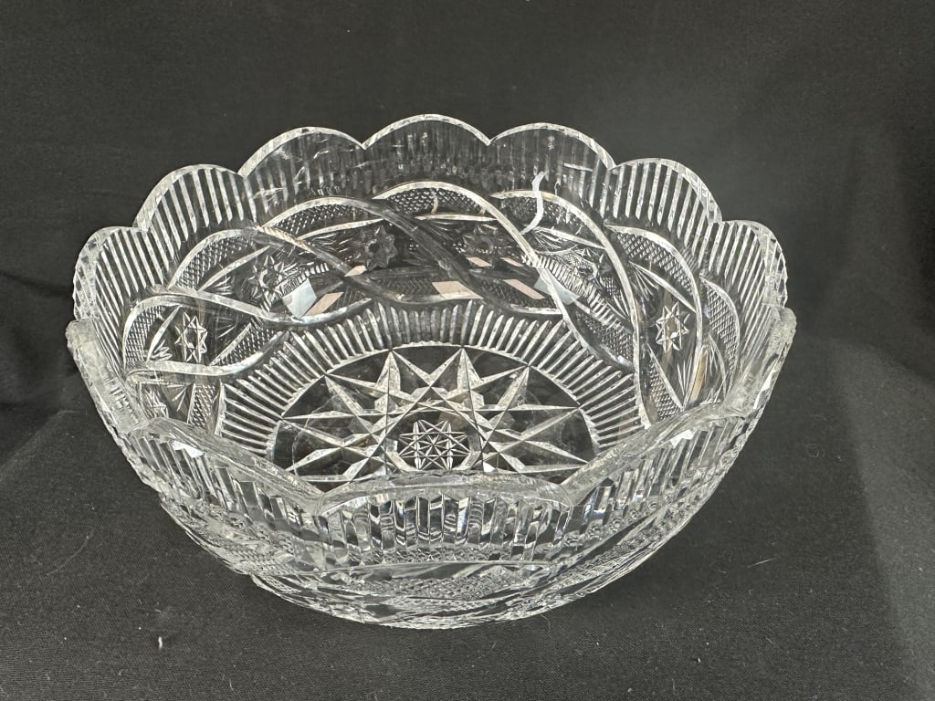 Waterford Crystal Heritage Collection 8" Bowl (1 of 8)