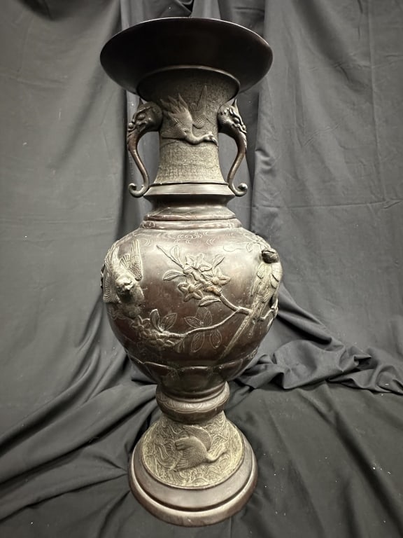 Asian Meiji Bronze Urn Doubled Handled Floor Vase (1 of 19)