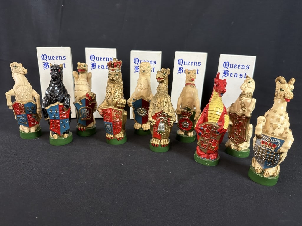 Set of 10 "Queens Beasts' Woodford R.A. Crown (1 of 20)