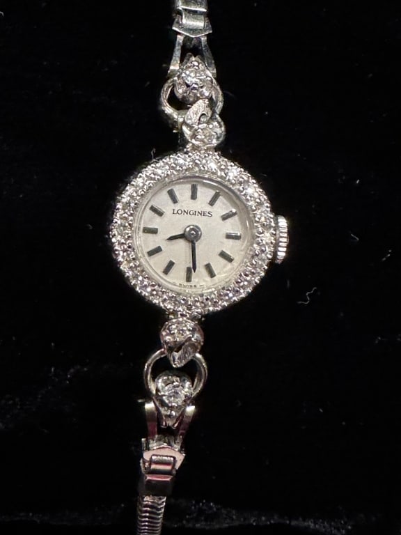 14K White Gold & Diamond Longines Ladies Watch (1 of 10)