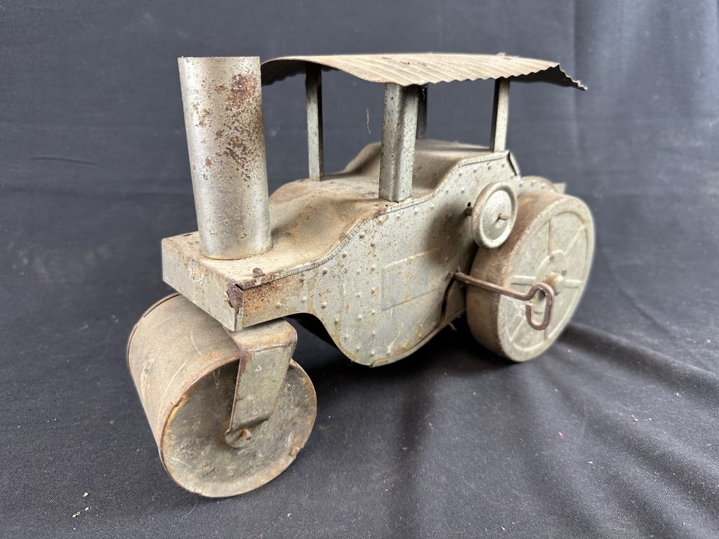 1930's Metal Tin Keystone Steam Roller Windup Toy (1 of 5)