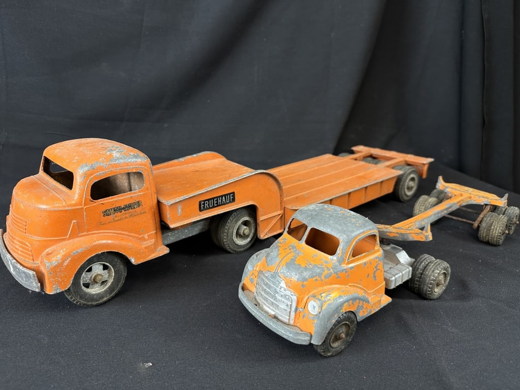 Smitty Toys Lowboy Trailer & Hubley Truck c.1950's (1 of 13)