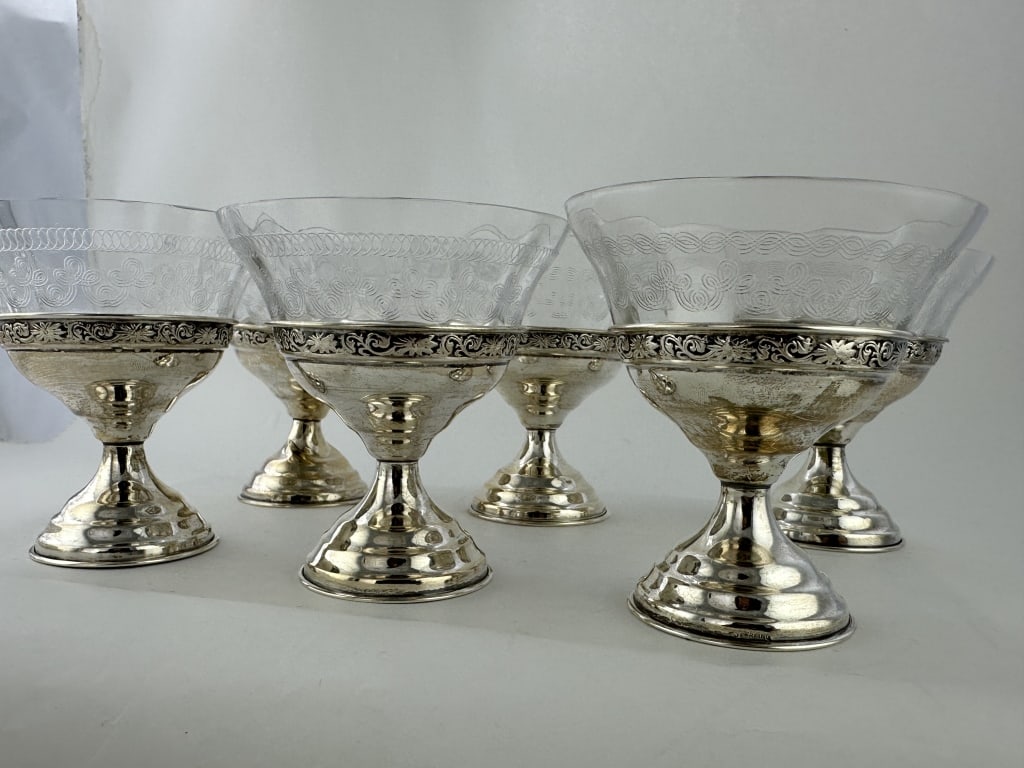6 Sterling & Etched Crystal Dessert Sherbet Cups: 6 Sterling & Etched Crystal Dessert Sherbet Cups Set of six sterling silver holders and 6 etched crystal glass inserts dessert / cocktail / sherbet cups. Measures: 2-3/4" x 2-3/4", 3-3/4" x 3-1/2" wit