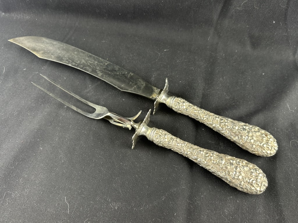 Stieff Repousse Sterling Silver Carving Set: Stieff Repousse Sterling Silver Carving Set Sterling Silver handled carving set including fork and knife made by Stieff in Repousse pattern. Total Weight: 12.52 Troy oz. Repousse Steiff Rose. Stieff R
