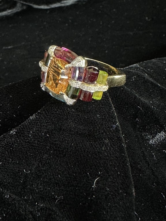 Rare 18K Multicolored, 3 Ct. Citrine &Diamond Ring: Rare 18K Multicolored, 3 Ct. Citrine &Diamond Ring Vibrant Multi-Color Rainbow Topaz and Citrine Ring with Diamond Accents. Bellarri's Retired 18K "Ultimate Color" collection yellow gold multicolor ge