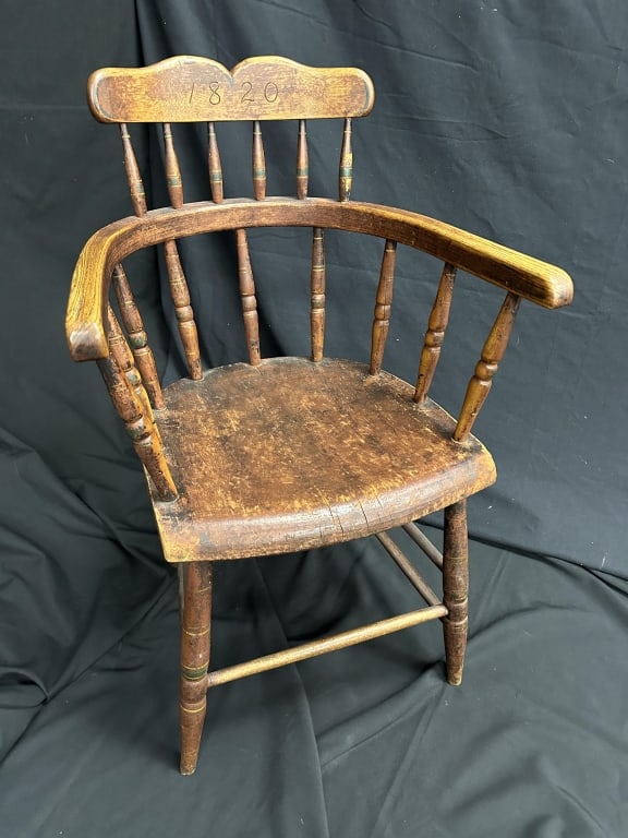 1820 Antique American Period Windsor Chair: 1820 Antique American Period Windsor Chair Antique 19th century period American turned painted wood Windsor armchair. Marked "1820". Measures: 33" h, 17" h seat x 19-1/4" w x 17" d.
