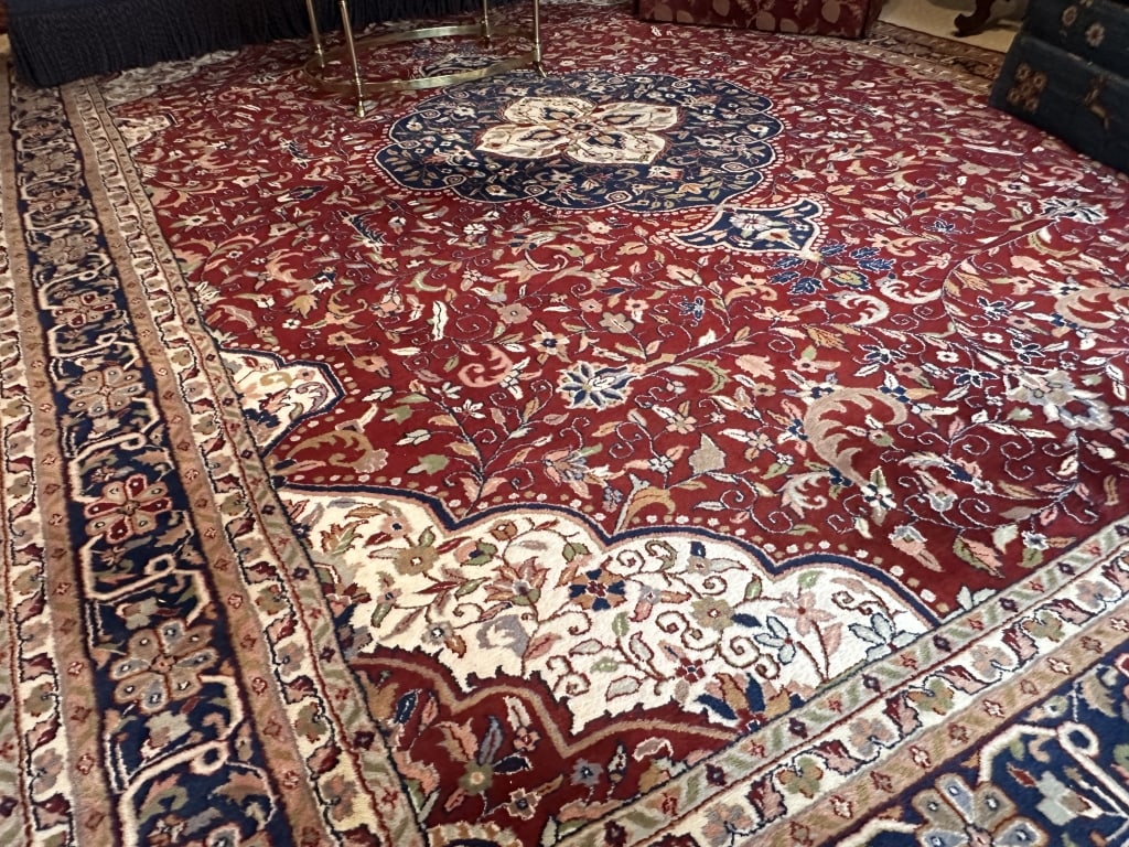 Lrg. Oriental Carpet Red Cream & Navy 110" x 143": Lrg. Oriental Carpet Red Cream & Navy 110" x 143" Large Oriental Handwoven room size carpet in red, dark navy blue, and cream colors with medallion and all over floral design. Measures: 110" x 143", 1