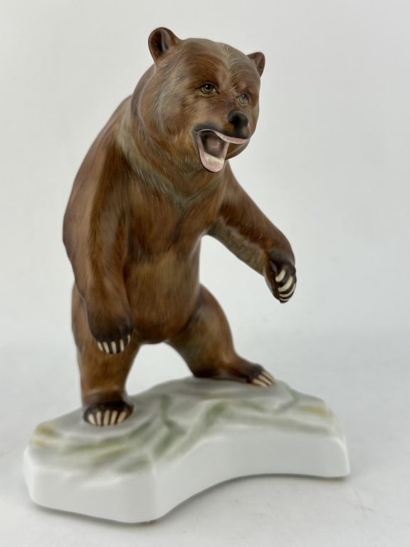 Herend Grizzly Bear Kingdom Classic Natural 15686: Herend Grizzly Bear Kingdom Classic Natural 15686 Handpainted Herend porcelain standing grizzly bear on base in natural color. Made by Herend of Hungary as their 2003 Kingdom Classic figurine. Marked 