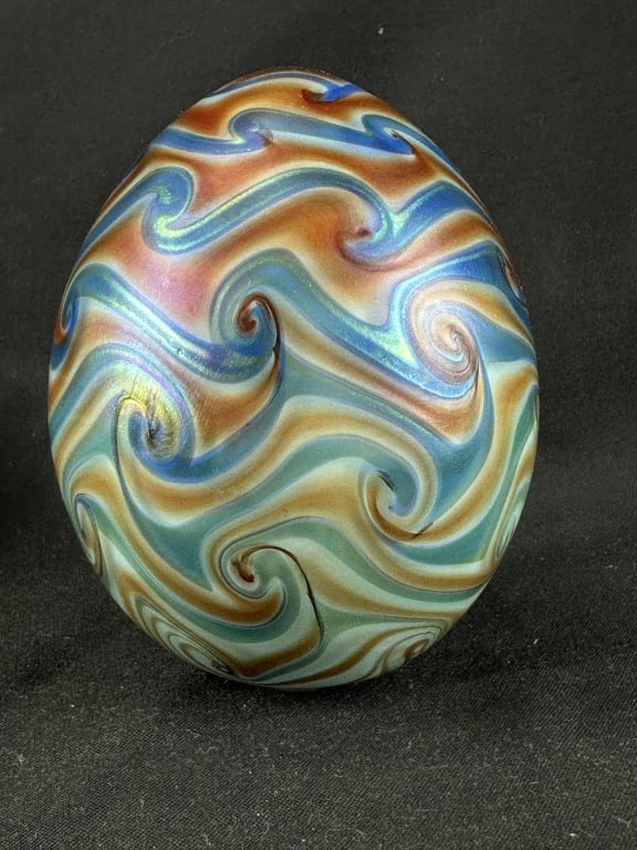 Vandermark Style Art Glass Egg Paperweight & Stand (1 of 6)