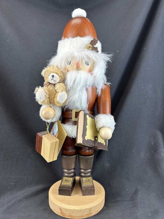 Santa Claus Teddy Natural Nutcracker Ulbricht (1 of 10)