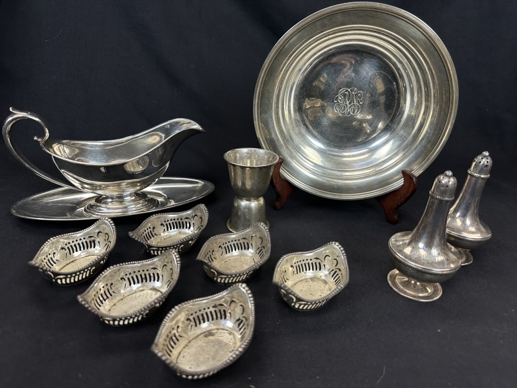12 Sterling Silver Table Pieces 27.760 troy oz. (1 of 15)