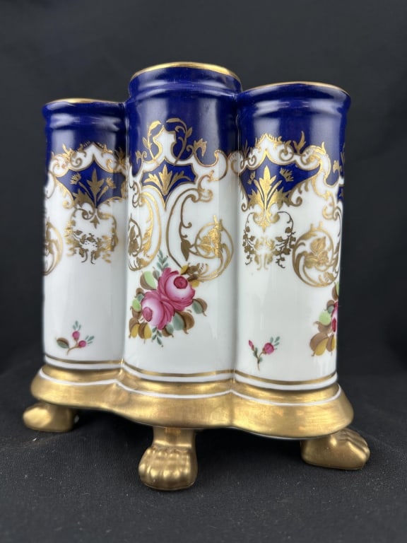 Porcelain Footed Chelsea House TripleRandolph Vase (1 of 11)