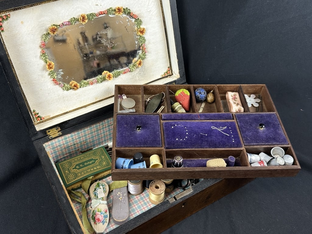 Victorian Wooden Sewing Box & Sewing Accessory Lot (1 of 20)
