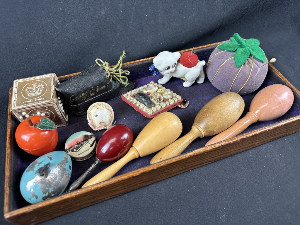 Novelty Sewing Tools, Tape Measures & Darners11pcs (1 of 14)