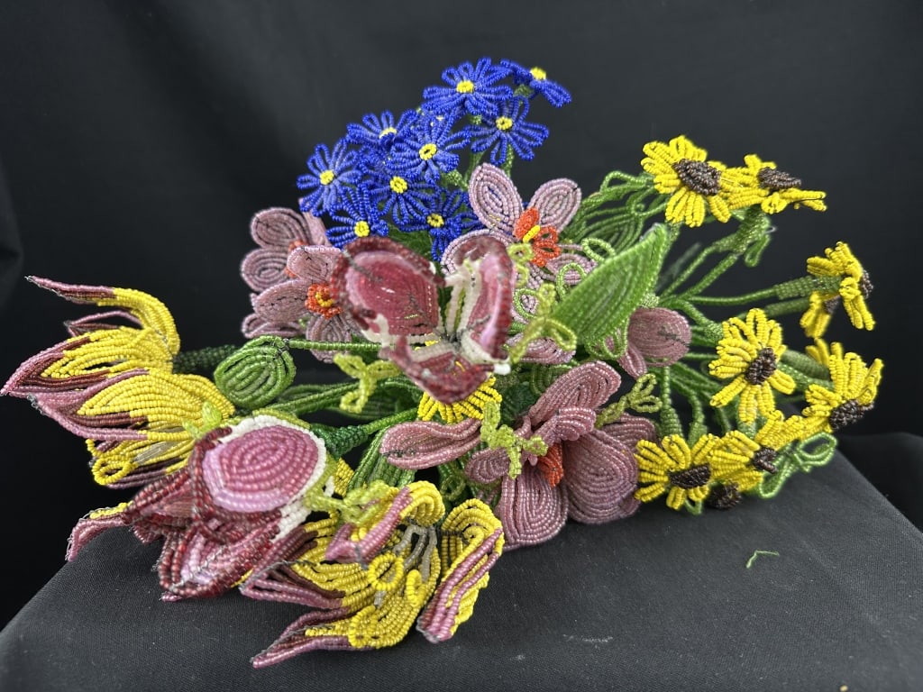 Victorian Glass Bead & Wire Flower Bouquet 6pcs (1 of 13)