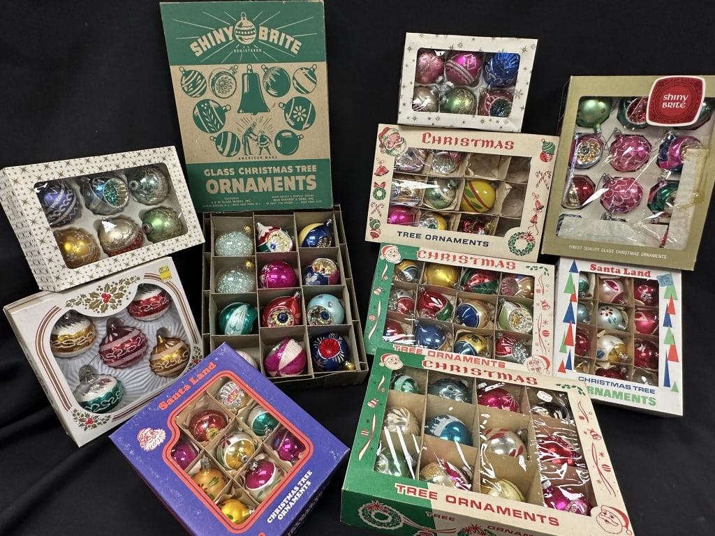 90+ Mid-Century Glass Blown Christmas Ornaments (1 of 8)