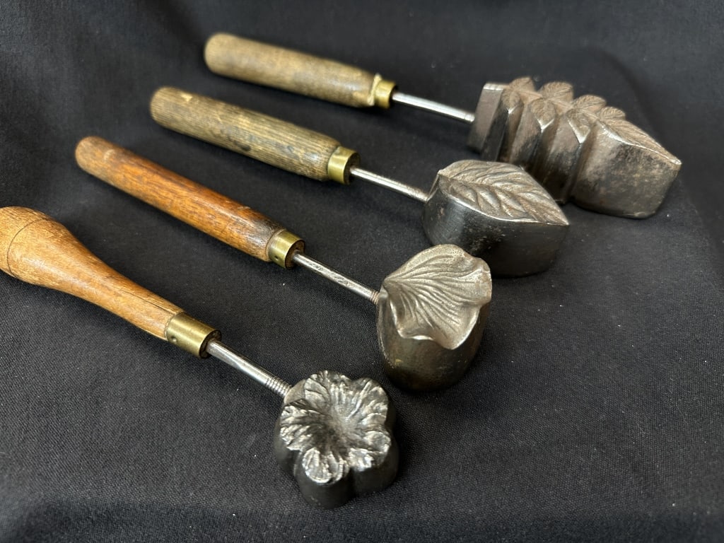 Iron Millinery Flower & Leaf Press Tools 4pcs (1 of 9)