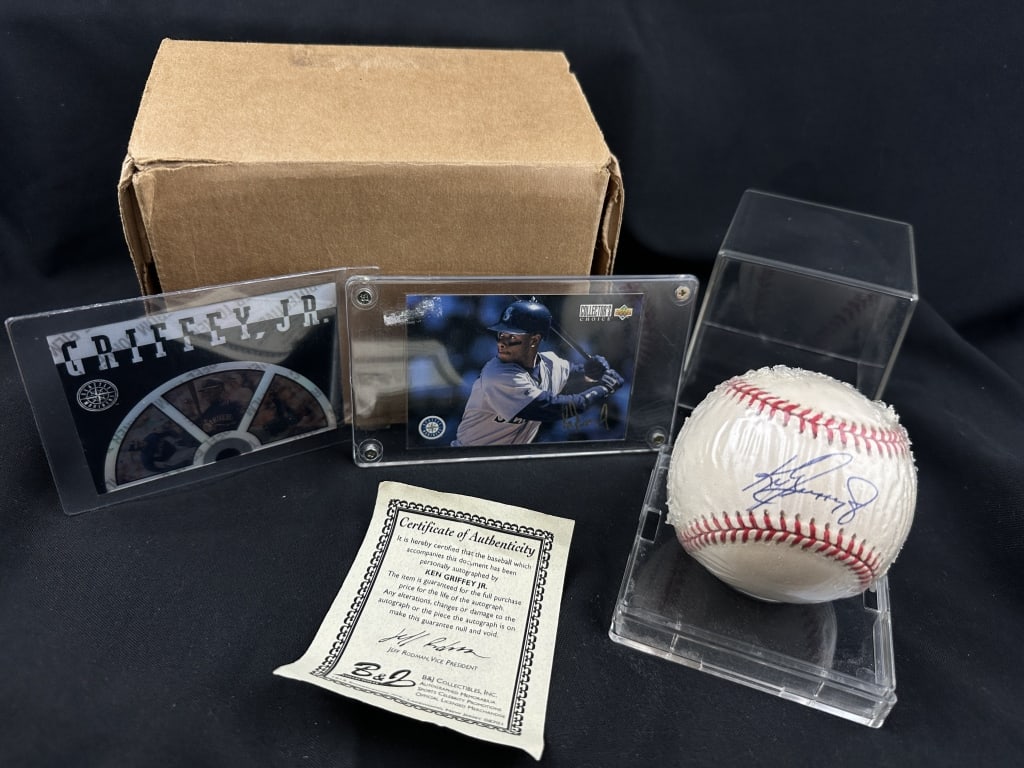 Ken Griffey Jr. Signed Rawlings Baseball COA Cards (1 of 10)