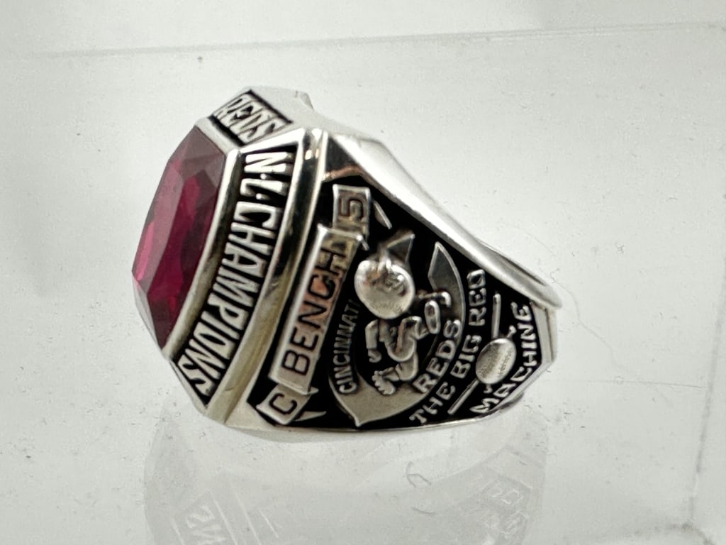1970 Reds NL Champs 10K Balfour Sample Ring Bench (1 of 13)
