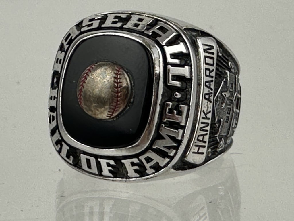 Hank Aaron Baseball Hall of Fame Ring Sls Sample: Baseball Hall of Fame Hank Aaron - Authentic Balfour Salesman Sample Ring Description: An authentic Balfour salesman sample ring honoring Baseball Hall of Famer Hank Aaron, one of the most influential