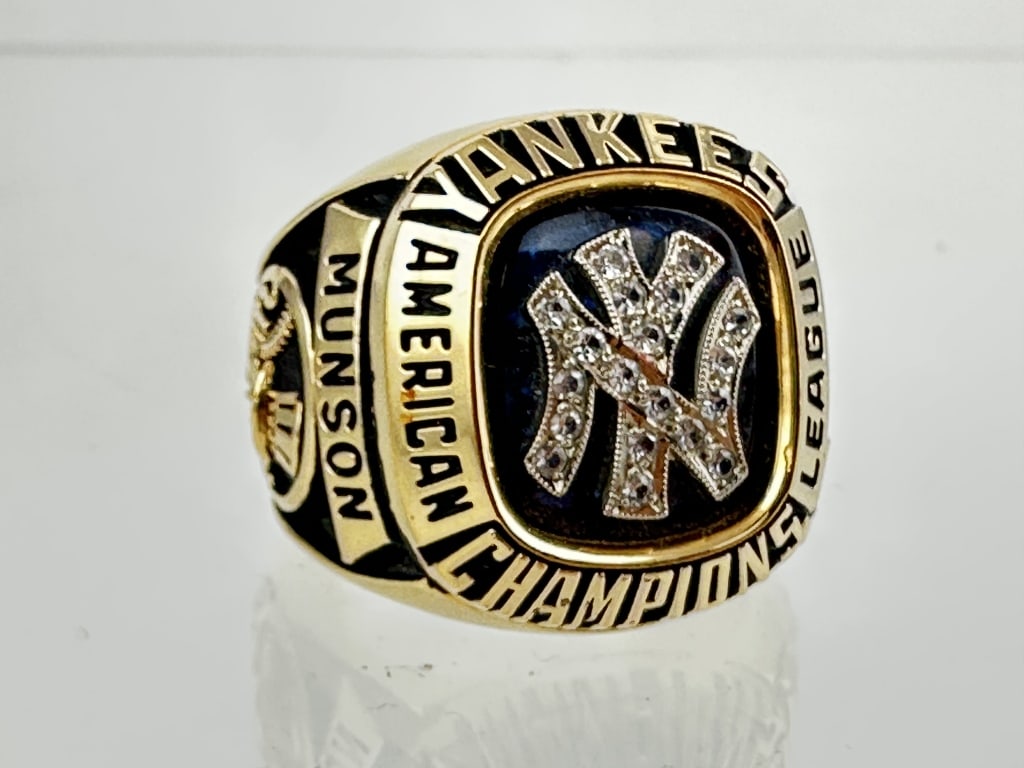 1976 NY Yankees Champion Slsman Ring Munson (1 of 13)