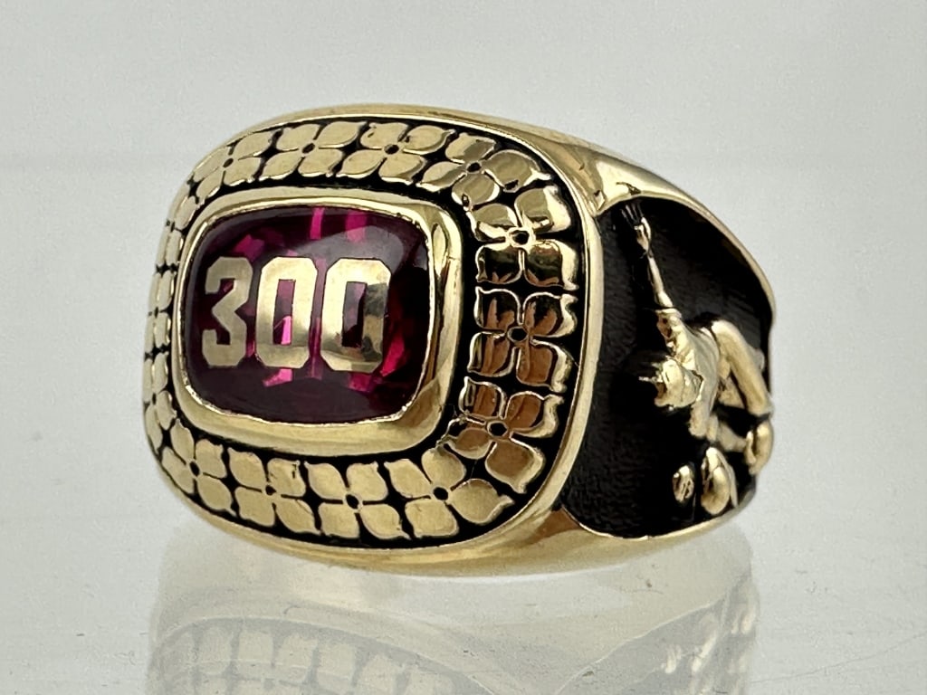 300 Game Bowling Championship Ring (1 of 8)