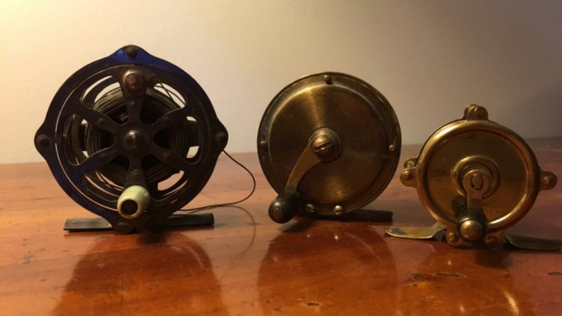 Lot of 3 Antique Reels (1 of 6)